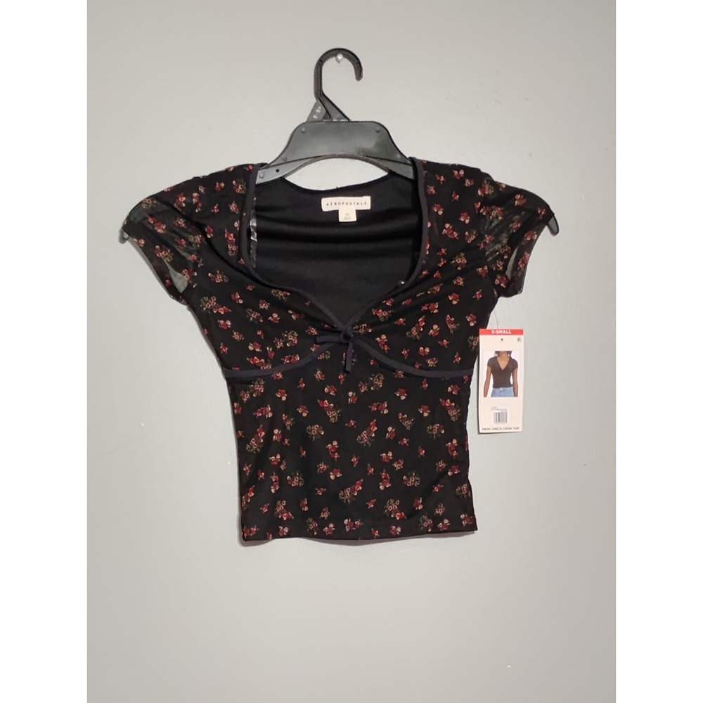 Aeropostale Mesh Vneck Crop Top Size X-Small